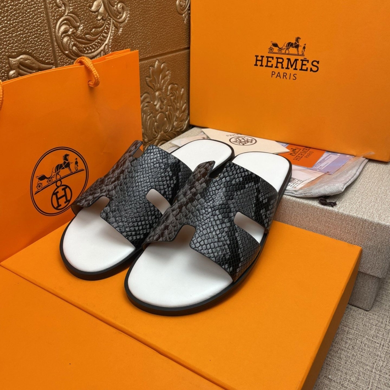 H**mes slippers